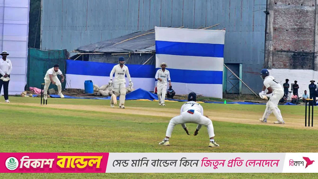 ৯০ ওভারেই শেষ চার দিনের ম্যাচ!