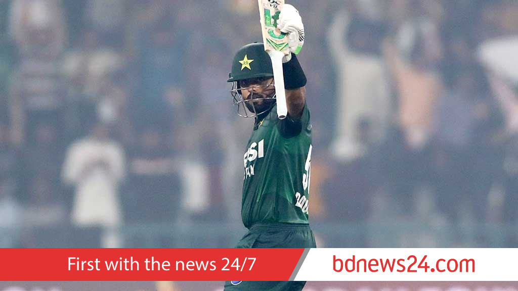 দারুণ ফিফটিতে বাবরের আরেক রেকর্ড, পাকিস্তানের সিরিজ জয়