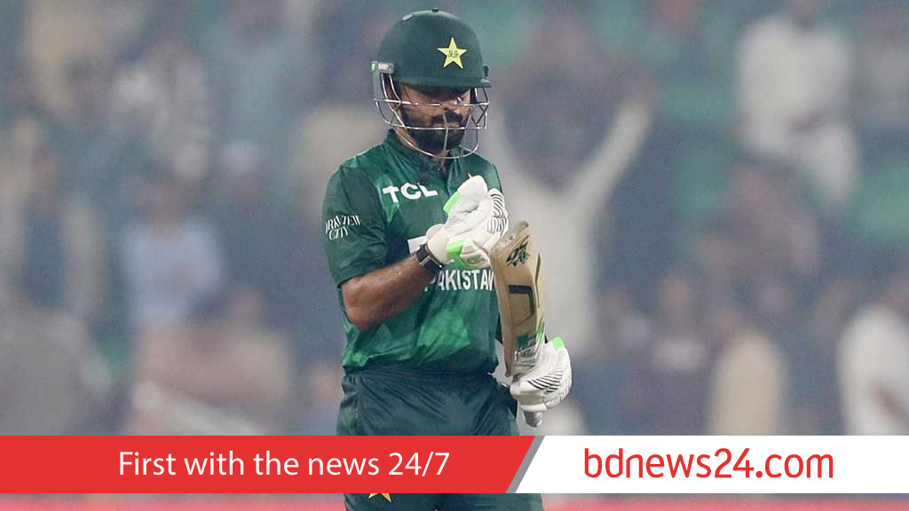 রোহিতের রেকর্ড ভেঙে সবার ওপরে বাবর