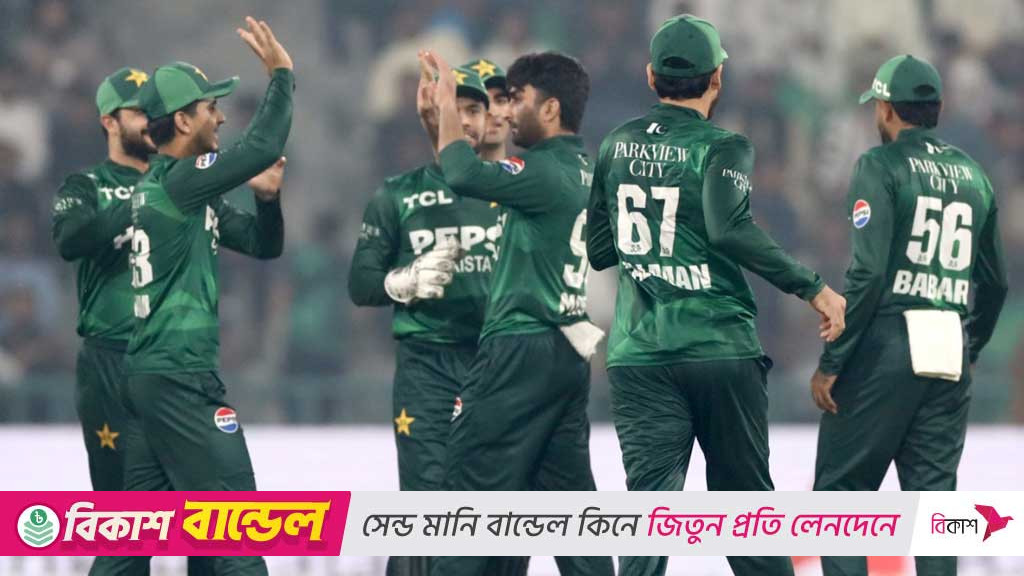 দক্ষিণ আফ্রিকাকে ১১০ রানে গুটিয়ে সমতায় পাকিস্তান